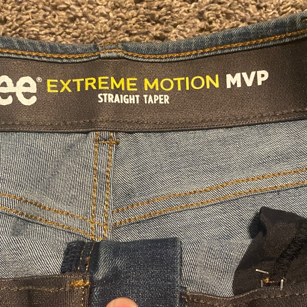 NEW Lee Men's Dark Blue Relaxed Jeans 38x30 - Picture 5 of 7